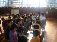 H25 12月3日 倉梯第二小学校 2年生との交流会を行いました!